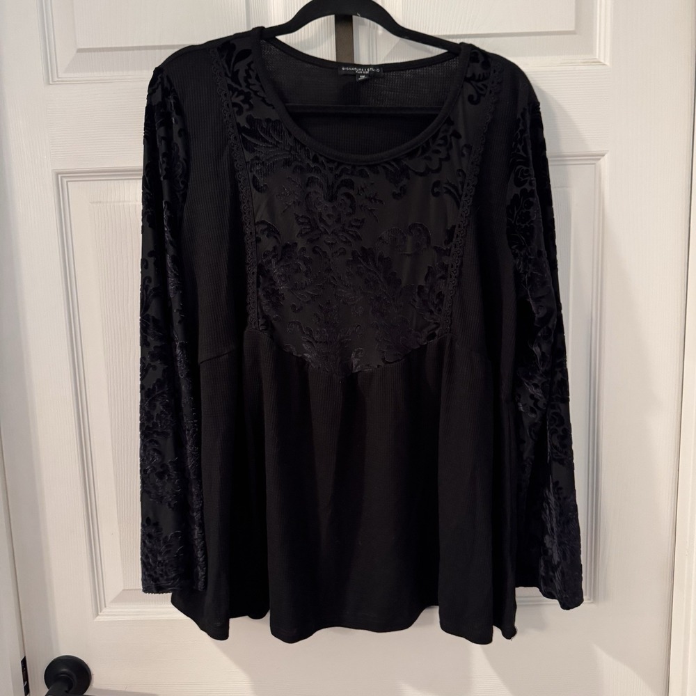 SIGNATURE STUDIO Burnout Velvet Thermal Waffle Knit Top Whimsigoth‎ Black Sz 1X